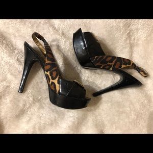 Guess leopard cheetah heels pumps size 7